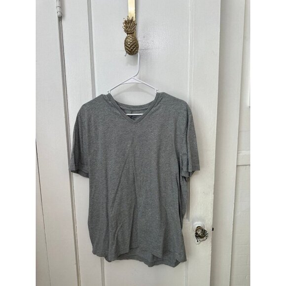 Old Navy men’s size large gray t-shirt - Picture 1 of 6